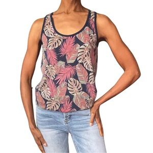 TIME AND TRU MULTICOLORED FLORAL NAVY BLUE TANK TOP